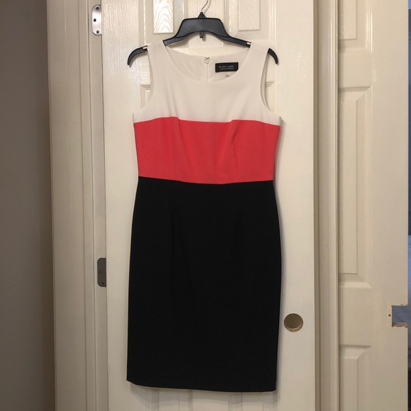 Dress Suit - Picture 3 of 4